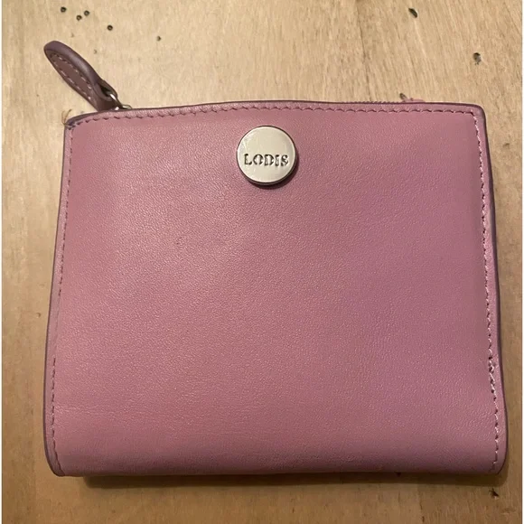 Lodis Accessories Lodis Credit Card Wallet Euc Poshmark